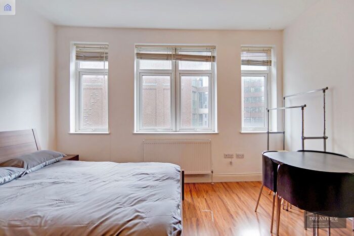 Studio To Rent In Manningtree Street, London, E1
