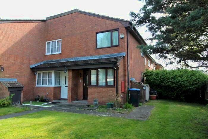 1 Bedroom End Of Terrace House To Rent In Cypress Walk, Englefield Green, Egham, TW20