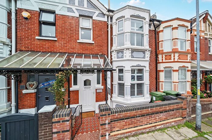 3 Bedroom Terraced House For Sale In Inhurst Road, Portsmouth, Hampshire, PO2