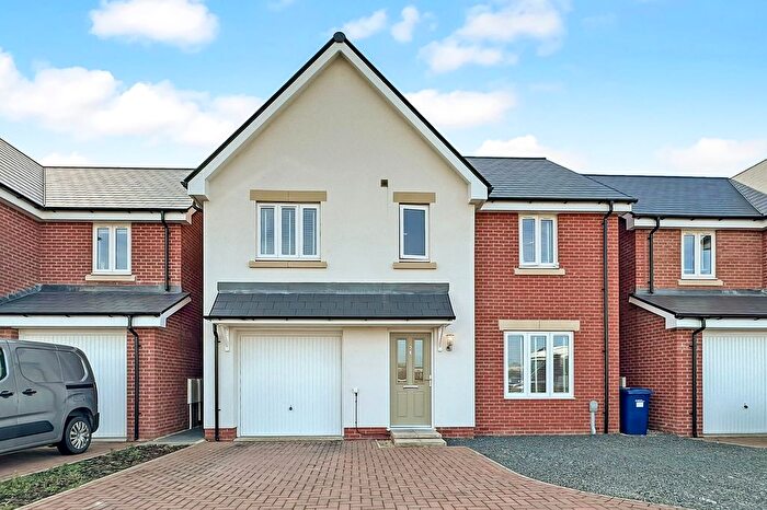 5 Bedroom Detached House For Sale In Avellana Way, Ashchurch, GL20