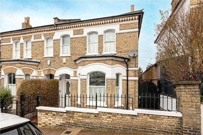 3 Bedroom Semi Detached House For Sale In Wakehurst Road, London, SW11