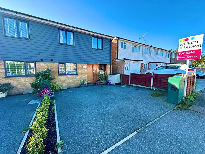 3 Bedroom Semi Detached House For Sale In Noakes Avenue, Great Baddow, Chelmsford, CM2