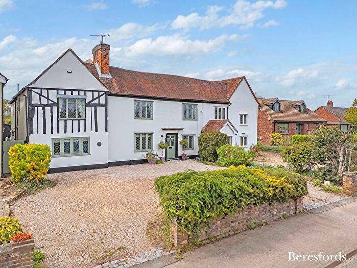 4 Bedroom Semi-Detached House For Sale In Blasford Hill, Little Waltham, CM3