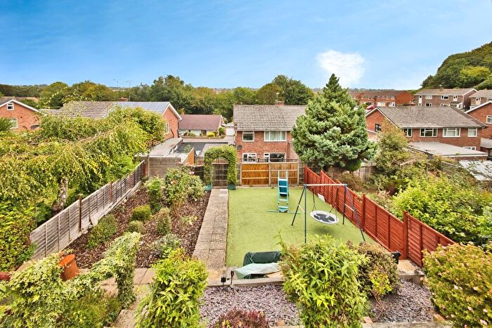 3 Bedroom Semi-Detached House For Sale In Sycamore Drive, Yeovil, Somerset, BA20