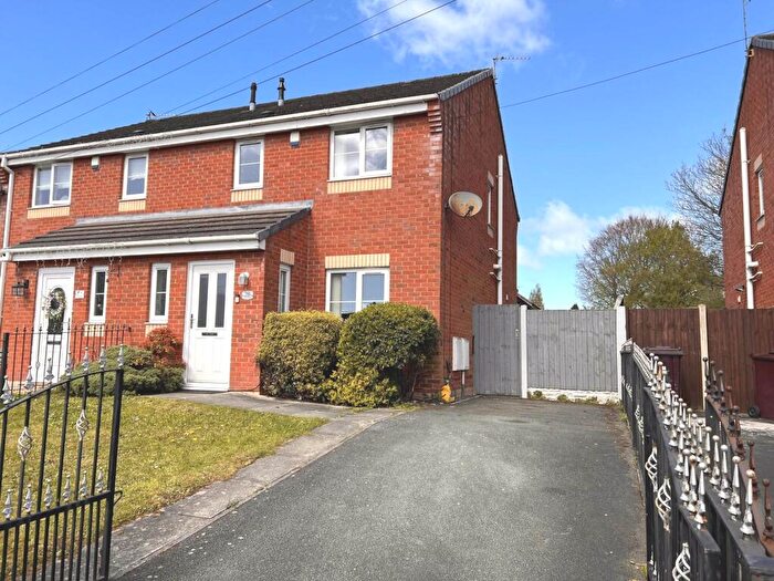 3 Bedroom Semi-Detached House To Rent In Ardennes Road, Liverpool, L36
