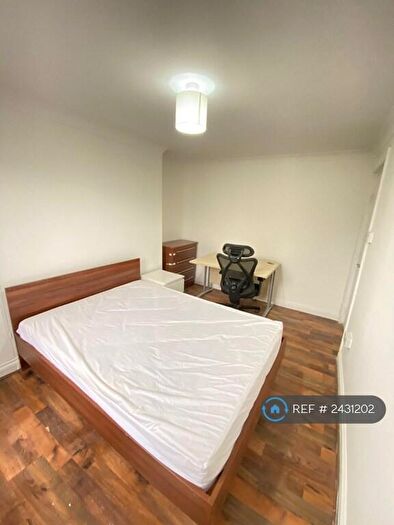 1 Bedroom Flat To Rent In Camden High Street, London, NW1