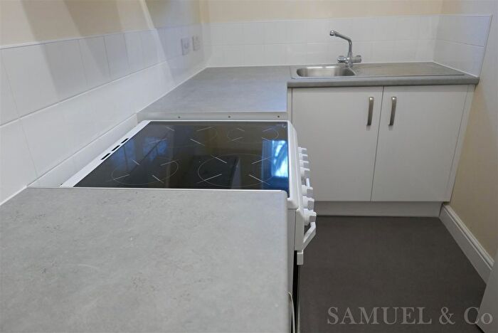 1 Bedroom Flat To Rent In Ednam Road, Dudley, DY1