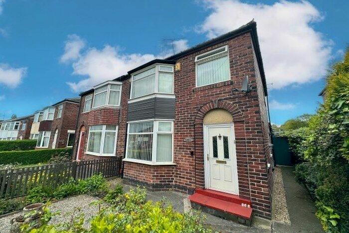 3 Bedroom Semi-Detached House To Rent In Seagrave Drive, Sheffield, S12