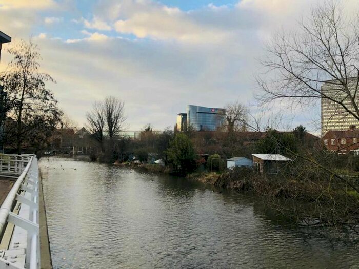 2 Bedroom Flat To Rent In The Island, Brentford, TW8