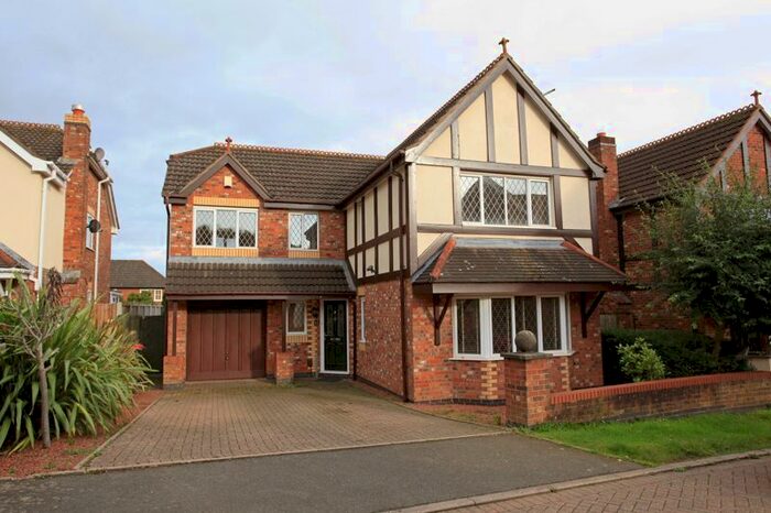 4 Bedroom Detached House To Rent In Shaftesbury Close, Priorslee, Telford, TF2