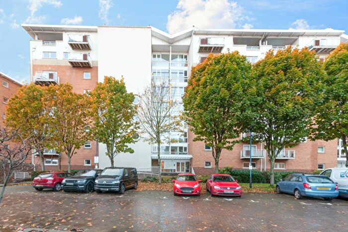 1 Bedroom Apartment To Rent In Penstone Court, Chandlery Way, CF10