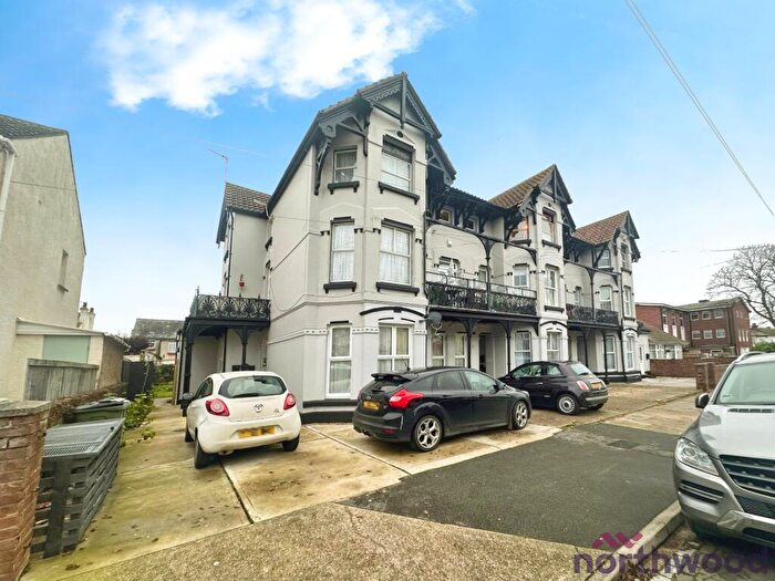 1 Bedroom Flat To Rent In Granville Road, Clacton-On-Sea, CO15