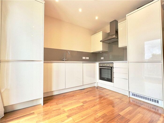 1 Bedroom Flat To Rent In Azalea Drive, Swanley, Kent, BR8