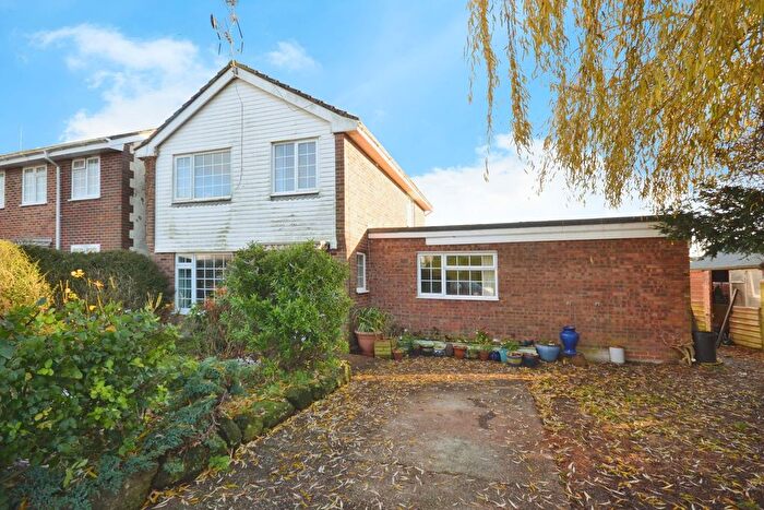 4 Bedroom Detached House For Sale In Downview Close, Yapton, BN18