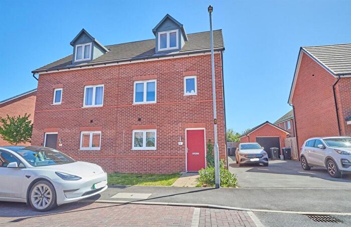 4 Bedroom Semi-Detached House For Sale In Westfield Avenue, Earl Shilton, Leicester, LE9