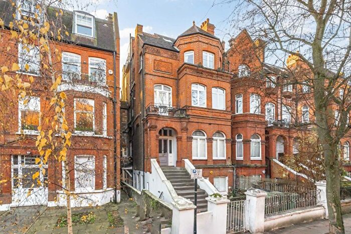2 Bedroom Flat For Sale In Greencroft Gardens, West Hampstead, NW6