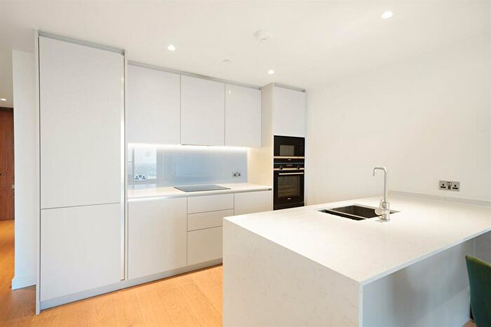 1 Bedroom Apartment For Sale In Marsh Wall, London, E14
