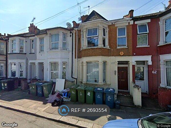 3 Bedroom Maisonette To Rent In Herga Road, Harrow, HA3
