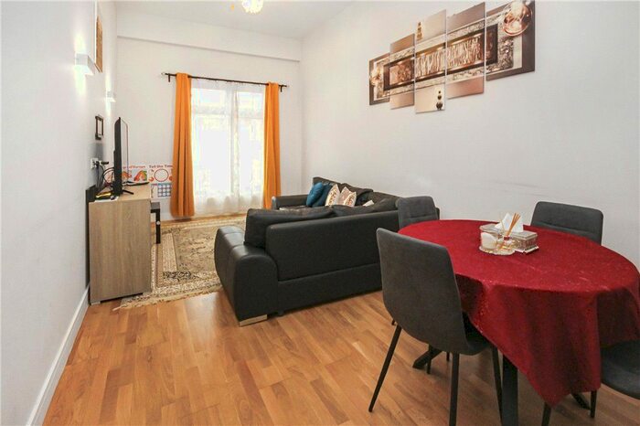 1 Bedroom Flat To Rent In Staines Road West, Sunbury-On-Thames, Surrey, TW16