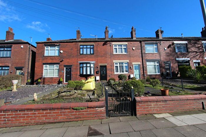 2 Bedroom Property To Rent In Stand Lane, Radcliffe, M26