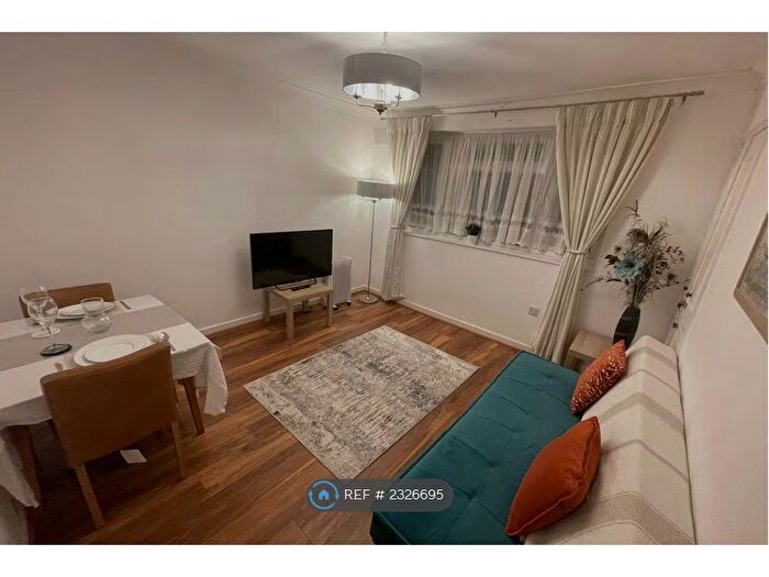 1 Bedroom Flat To Rent In Old Ruislip Road, Northolt, UB5