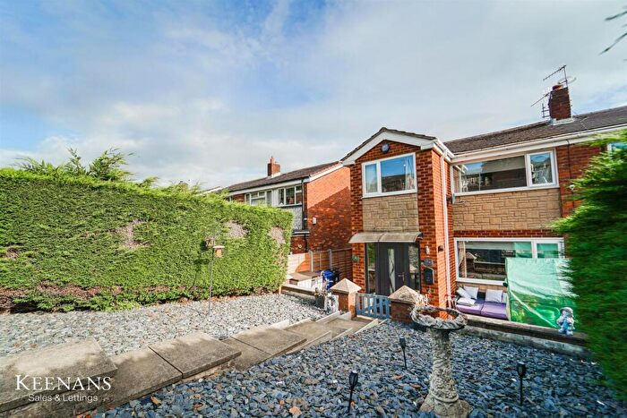3 Bedroom Semi-Detached House For Sale In Ighten Road, Burnley, BB12