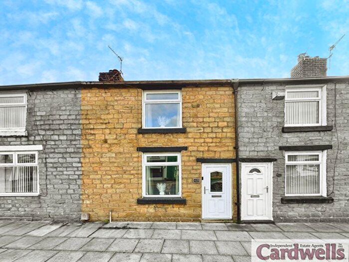 1 Bedroom Cottage For Sale In Walmersley Road, Bury, BL9