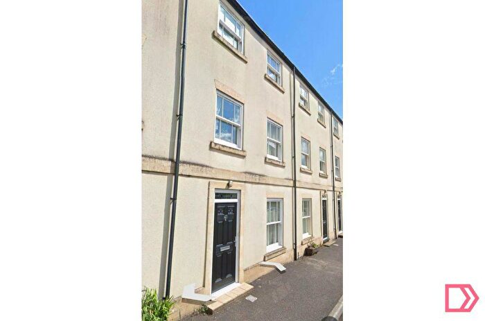 4 Bedroom Property To Rent In Hobbs Road, Shepton Mallet, Somerset, BA4
