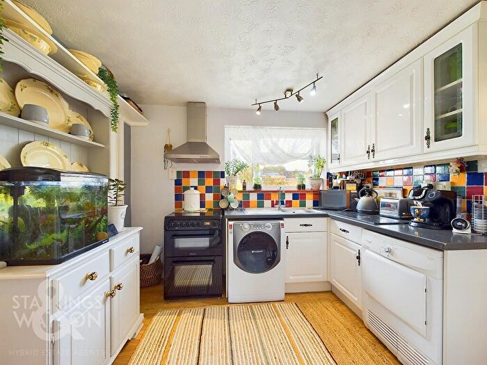 2 Bedroom Semi-Detached Bungalow For Sale In Green Lane, Tivetshall St. Margaret, Norwich, NR15
