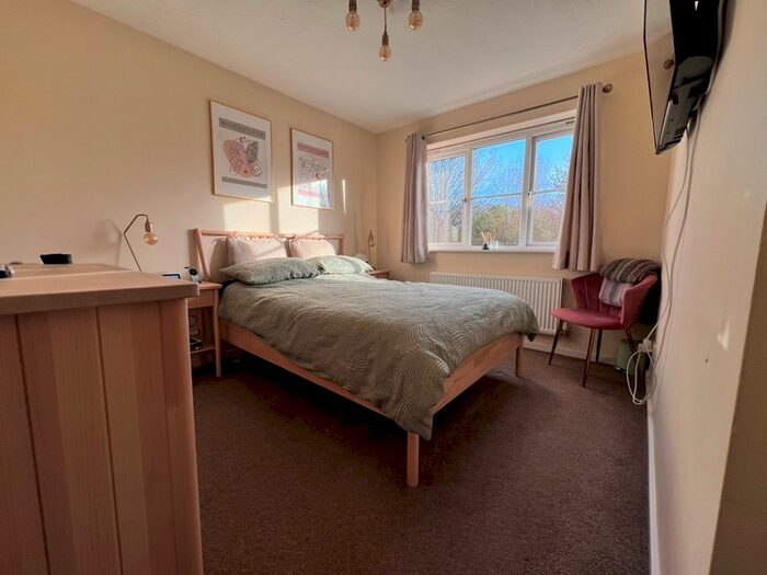 3 Bedroom Terraced House For Sale In Two Oaks Avenue, Burntwood, WS7