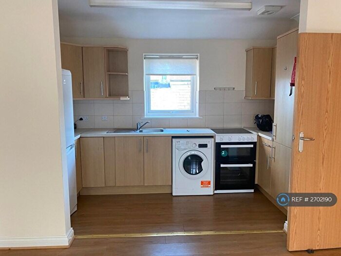 2 Bedroom Flat To Rent In Hills Court, Bognor Regis, PO21