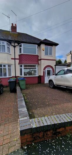 3 Bedroom Property To Rent In Oak Road, Oldbury, B68