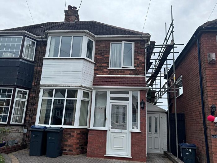 3 Bedroom House To Rent In Aldershaw Road, Birmingham, B26