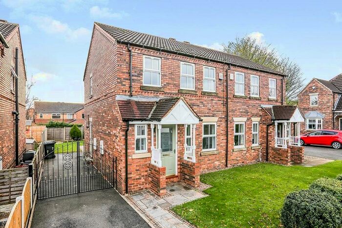 3 Bedroom Semi-Detached House To Rent In Castlefields, Rothwell, Leeds LS26
