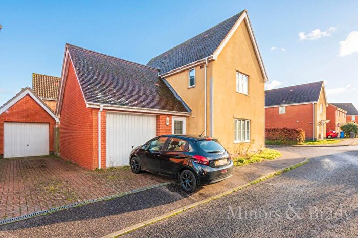 4 Bedroom Detached House To Rent In Roe Drive, Norwich, NR5
