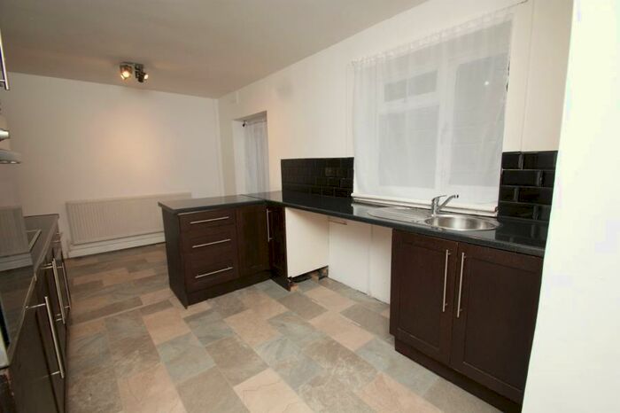 3 Bedroom Semi-Detached House To Rent In St. Catherines Crescent, Leeds, LS13