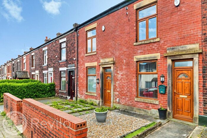2 Bedroom Terraced House For Sale In Crescent Road, Rochdale, OL11