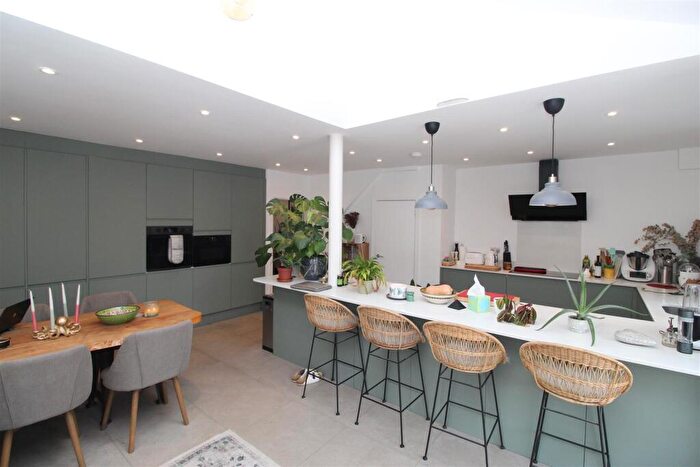 4 Bedroom House To Rent In Old Church Road, Cardiff, CF14