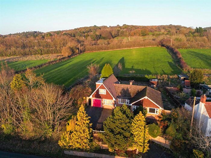 4 Bedroom House For Sale In Bromsgrove Road, Clent, DY9