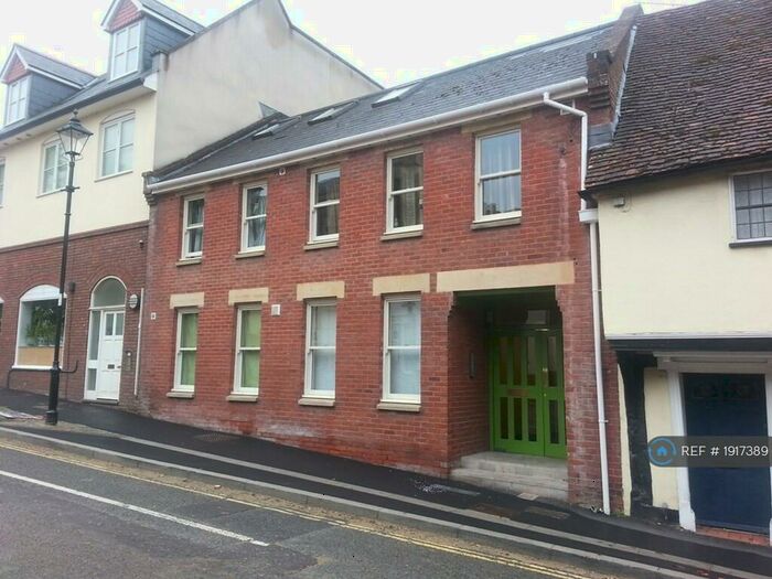 1 Bedroom Flat To Rent In Eagleside House, Andover, SP10