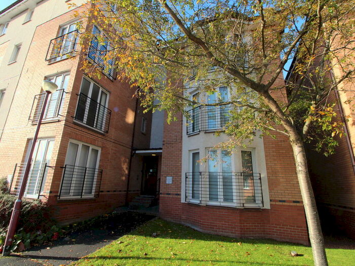 2 Bedroom Flat To Rent In St Andrews Drive, Coatbridge, North Lanarkshire, ML5