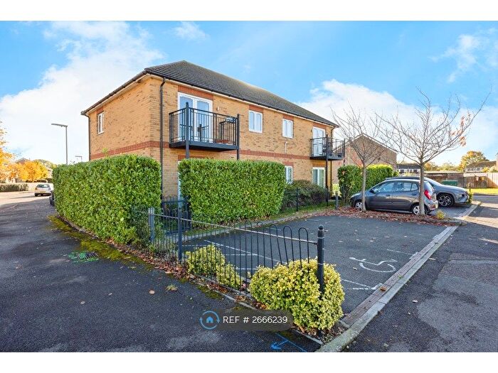 1 Bedroom Flat To Rent In Parrot Court, Guildford, GU1
