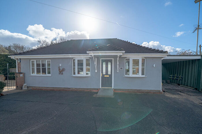 1 Bedroom Detached Bungalow To Rent In Spixworth Road, Norwich, Norfolk, NR6