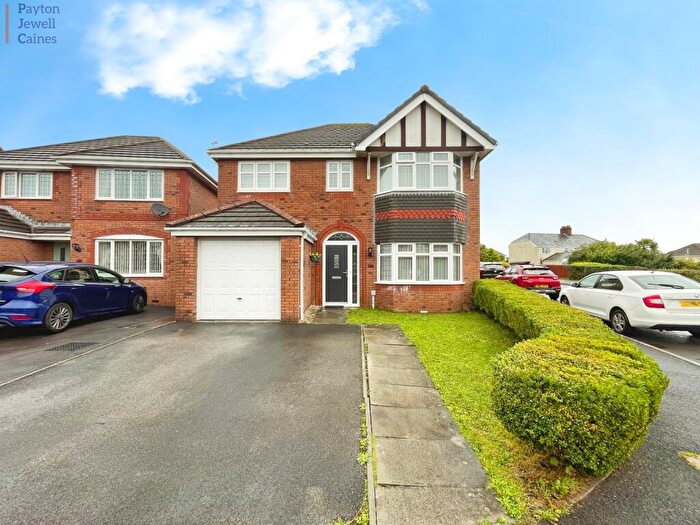 4 Bedroom Detached House For Sale In Pant Ardwyn, Pencoed, Bridgend County., CF35