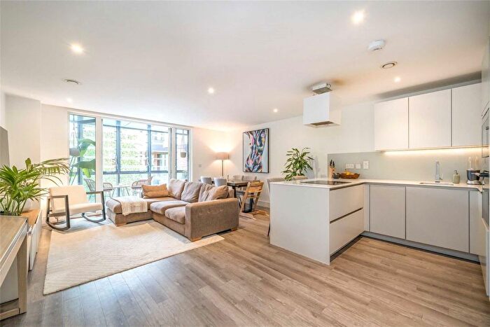 2 Bedroom Flat For Sale In Gaumont Place, Streatham, SW2
