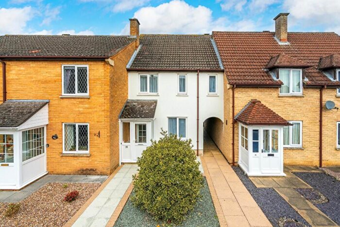 3 Bedroom Terraced House For Sale In Dixons Road, Market Deeping, PE6