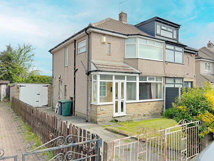 3 Bedroom Semi-Detached House For Sale In Enfield Parade, Wibsey, Bradford, BD6