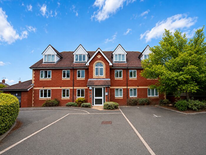 2 Bedroom Flat To Rent In Peterhouse Close, West Town, Peterborough, PE3