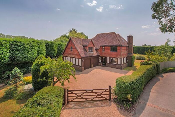 5 Bedroom Detached House For Sale In Lucks Lane, Paddock Wood, TN12