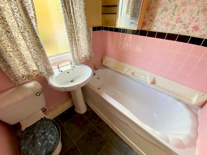 2 Bedroom End Of Terrace House For Sale In Sunnymead, Waterloo, Huddersfield, HD5